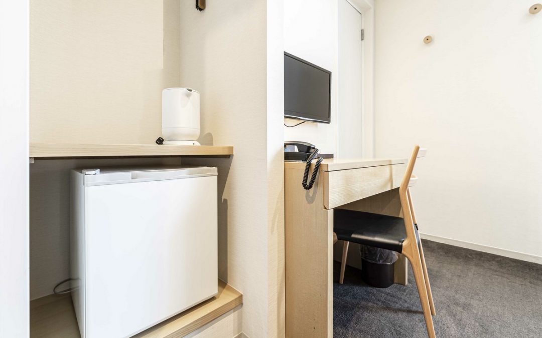 Mini bar et petit frigo: quelle différence?