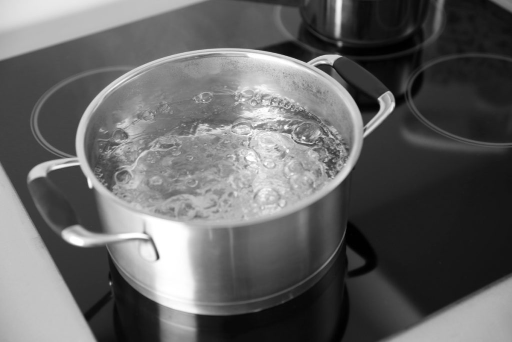 faire bouillir de l'eau