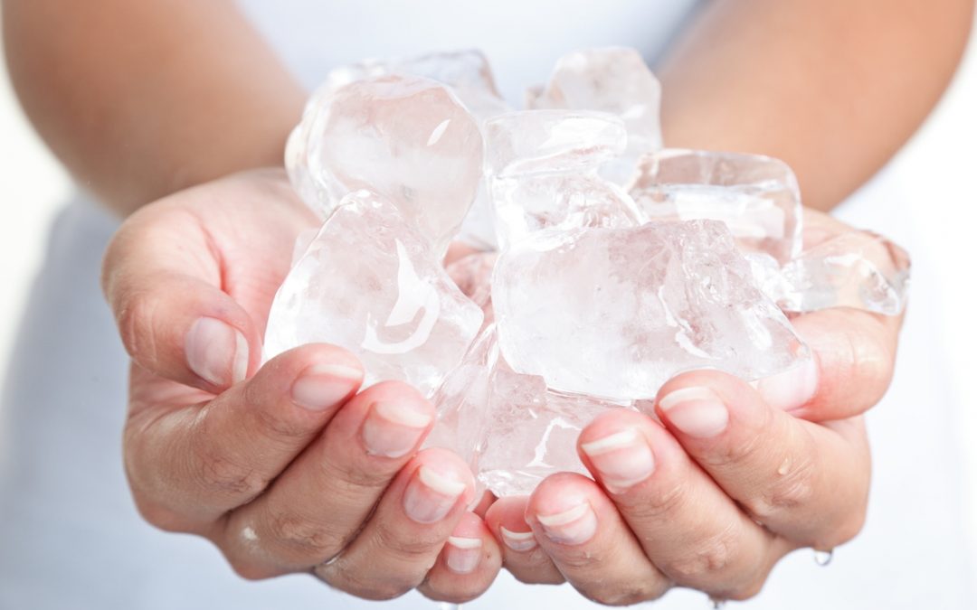 Pourquoi mes glaçons ne sont-ils pas clairs ?