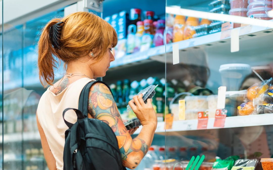 Quelle vitrine réfrigérée murale libre-service choisir ?
