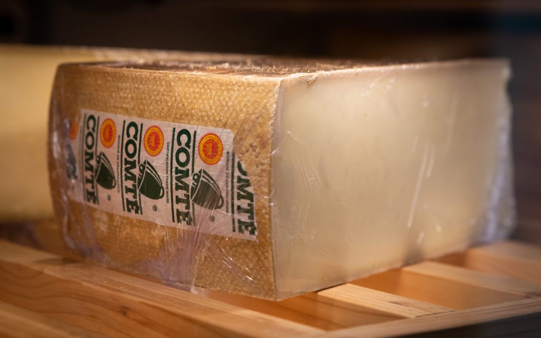 Peut-on mettre du fromage dans une cave à vin ?