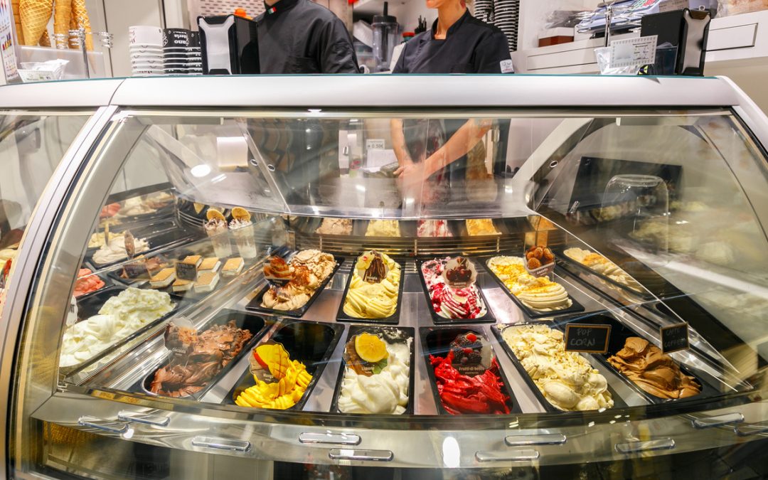 Comment choisir une vitrine à glace pour camionnette de glace ?