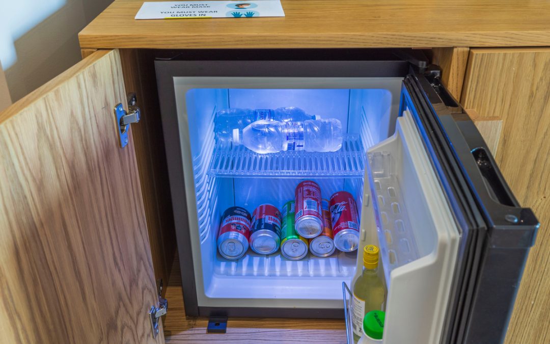 Peut-on utiliser le mini bar hôtel comme frigo ?